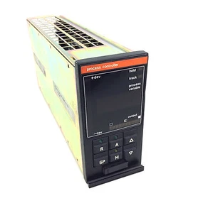 Regolatore di processo 6350A/CASE Eurotherm TCS 6350ACASE *USATO* - Foto 1 di 3