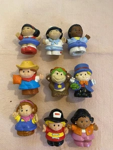 Vintage 90s Fisher Price Little People Chunky Figures Lot of 9 Play Imagination - Bild 1 von 3
