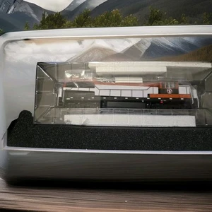 Rapido Trains HO #35503 Great Northern Low-Nose GE U25B DCC/Sound RTR #2505 NEW - Picture 1 of 4