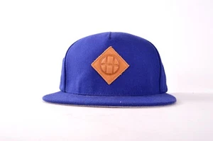 NEU OHNE ETIKETT HUF KOPFBEDECKUNG LOGO MÜTZE $ 30 blau Leder Logo Mütze Riemen Rückenverstellung - Bild 1 von 3