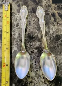 LOTTO DI 2 RARI CUCCHIAINI DEMITASSE STILE WALDORF ASTORIA HOTEL🏨 ANTICHI PLACCATI ARGENTO - Foto 1 di 12