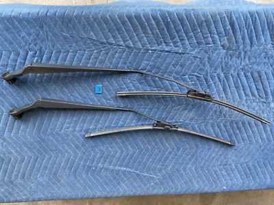 Par de escobillas de brazo limpiaparabrisas derecho y derecho Chrysler 300M 2001-2004 5734 OEM #38MC Foto 1 de 4