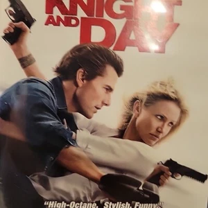 Knight and Day (Blu-ray DVD 2010) Tom Cruise Carmen Diaz - Picture 1 of 1