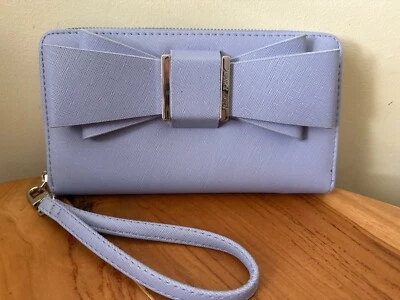 Bolso sin asas Betsey Johnson lavanda con moño bolso muñequera NUEVO Foto 1 de 4