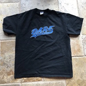 Camiseta negra/azul DARE Y2K Resist Drugs And Violence - Imagen 1 de 4