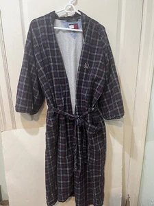 VTG Robe Tommy Hilfiger, Front Crest Plaid W Terry Cloth Lining. 100% Cotton OS - Picture 1 of 9