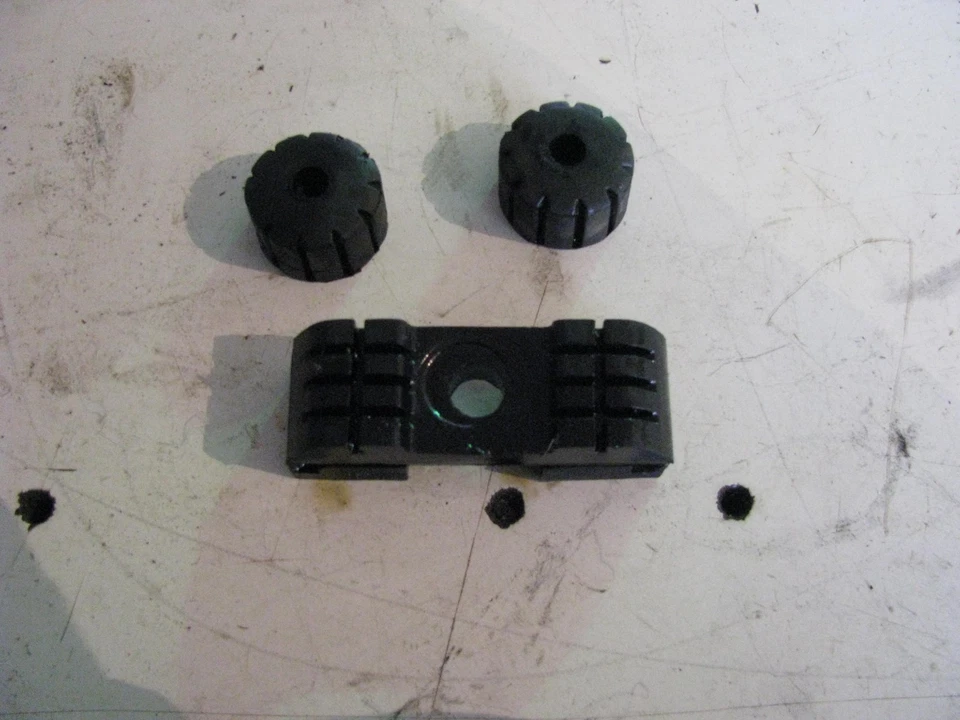 81 82 Honda CM200T Twinstar 1980 tanque de gasolina ojal Foto 1 de 1