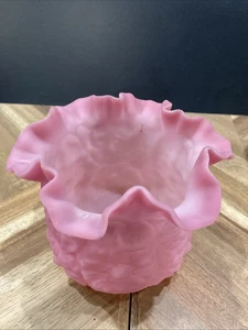 Plato de melocotón rosa vidrio leche Fenton vintage - Imagen 1 de 5