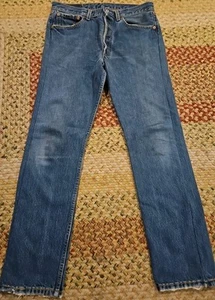 Jeans De Colección 90 Hechos en EE. UU. Levi's 501 Botón Mosca Para Hombres 32x30 Medidas Deshilachadas Verdaderas - Imagen 1 de 10