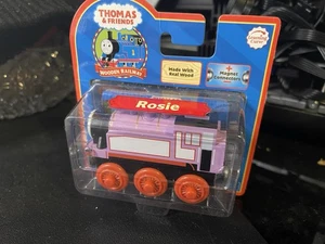 Rosie. Ferrocarril de madera Thomas & Friends. ¡Nuevo en caja! - Imagen 1 de 3
