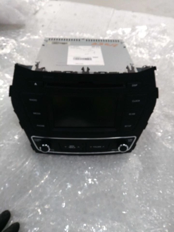 Equipo de audio Radio Mercado de Estados Unidos Receptor SWB Sport Se adapta a 17-18 SANTA FE 549515 Foto 1 de 4