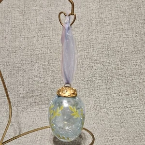 Hand Painted Crackle Glass Egg Ornament Blue Lavender Flowers 3" - Picture 1 of 5