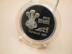 BULLION 1981 Solid Silver 1oz Coin Proof Tuvalu Five Dollars - Bild 1 von 3