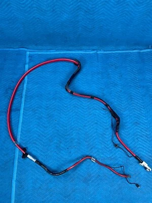Cabo positivo BMW 645Ci 650i M6 bateria piso inferior 2004-2010 fabricante de equipamento original - Imagem 1 de 4