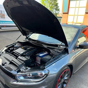 Haubenlift Haubendämpfer Nachrüstset ohne Bohren Passend Für VW Scirocco ab 2008 - Bild 1 von 6