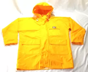 West Marine Yellow Hooded Jacket Rain Gear Fishing Gear Pockets (2 LBS.) Size M - Picture 1 of 15