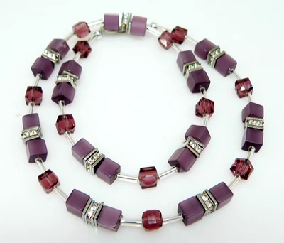 Halskette Collier Cube Würfel Cat Eye lila purple violett Strass 540b - Bild 1 von 4