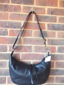 Clarks große "Willow Moon" schwarze Glattleder Schultertasche Handtasche neu mit Etikett - Bild 1 von 12