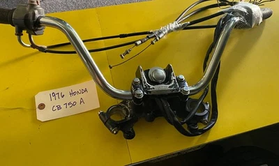ХОРОШИЙ РАБОЧИЙ 1976 HONDA CB750A АВТОМАТИЧЕСКИЙ РУЛЬ с ПЕРЕКЛЮЧАТЕЛЯМИ РУКОЯТОК ДРОССЕЛЬНОЙ ЗАСЛОНКИ - Изображение 1 из 4