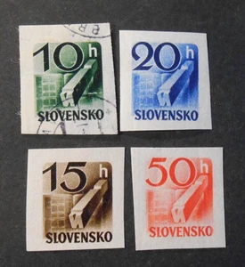 DEUTSCHLAND REICH 1939 SLOWAKEI SLOVENSKO Germany "Zeitungen" 4 Werte MH / USED / MINT - Bild 1 von 2