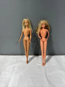 2 MATTEL BLONDE TNT BENDABLE LEG SUNSET MALIBU BARBIE DOLL 1966 VINTAGE 4d - Picture 1 of 7