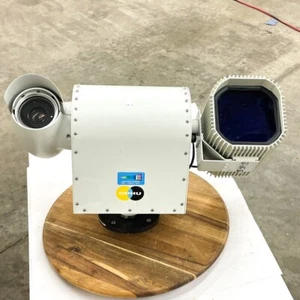 COHU 6965 Dual Imaging Camera Positioner with Cantronic IR200M30 IR Illuminator - Picture 1 of 11