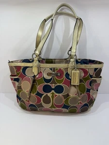 Bolso de Mano Coach Signature Multicolor Satinado con Ribete Metálico Dorado Bolso de Hombro - Imagen 1 de 12