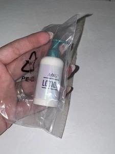 American Girl GOTY  Corinne & Gwynn’s Bedroom Faux Lotion Bottle Replacement NEW - Picture 1 of 1