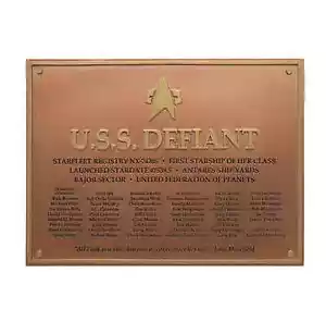 Defiant Dedication Plaque Replica Schiffsplakette STAR TREK DS9 neu Eaglemoss - Bild 1 von 2