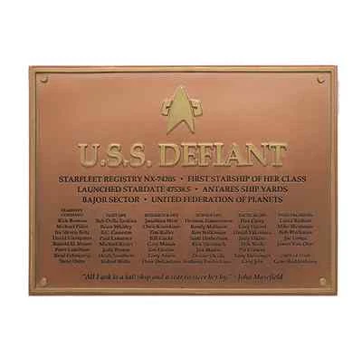 Defiant Dedication Plaque Replica Schiffsplakette STAR TREK DS9 neu Eaglemoss