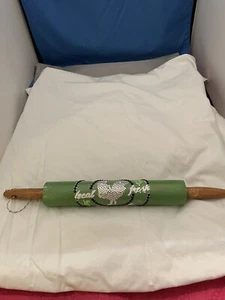 Upcycled Vintage Rolling Pin Painted! - Picture 1 of 8