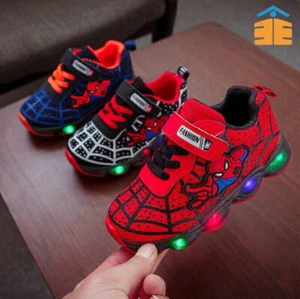 UK Spiderman LED Trainers Kids Boys Girls Shoes Child Flashing Light Up Sneakers - Picture 1 of 9