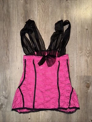 Lencería sexy nocturna Lover's Lane talla grande 2X rosa y negro Peek A Boo Bust Foto 1 de 4