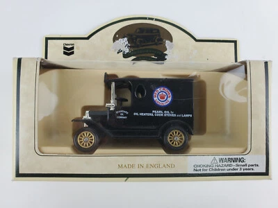 Lledo Chevron Standard Oil 1927 Pearl Oil Van #16 w/Box - Image 1 of 3