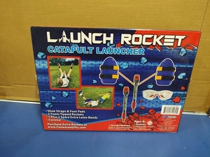 Launch Rocket for Kids, Giant Slingshot Catapults Whistling Foam Rocket New - Picture 1 of 6