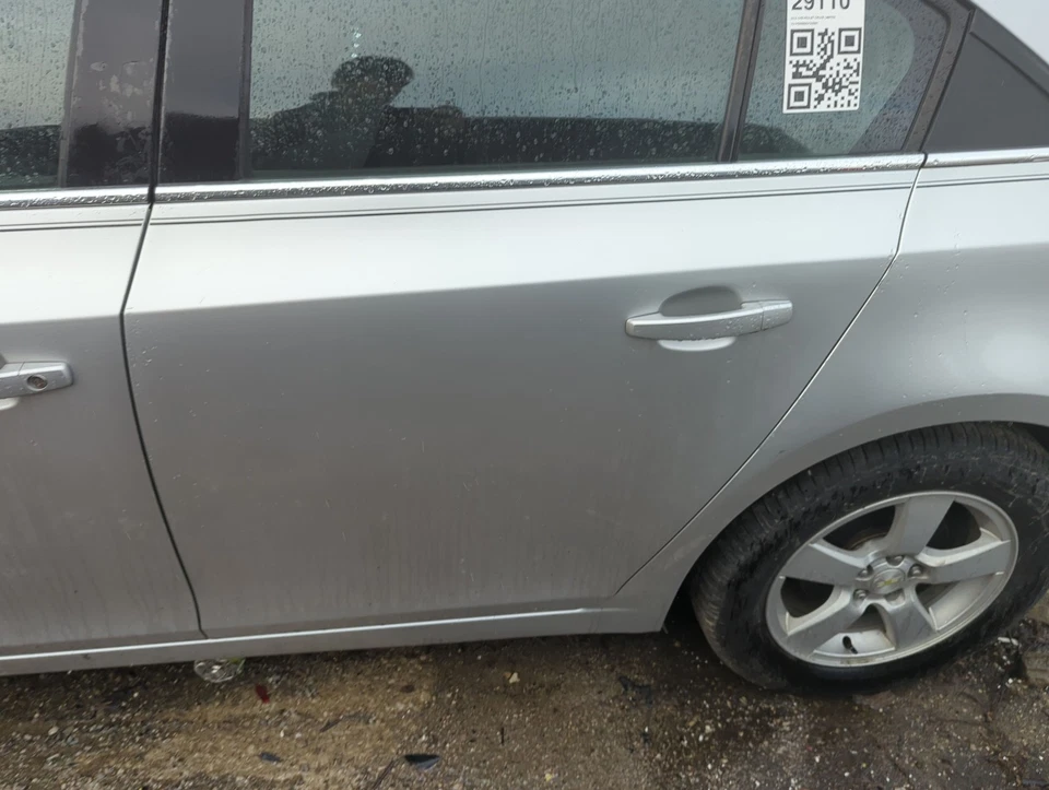 Chevrolet Cruze Limited Driver Rear Door Oem MTCVN Foto 1 de 1