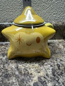 Taza con tapa Golden Star de 22 oz Wish Movie de los parques de Disney - Imagen 1 de 6