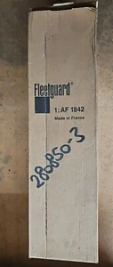 Fleetguard AF1842 Air Filter - Picture 1 of 2