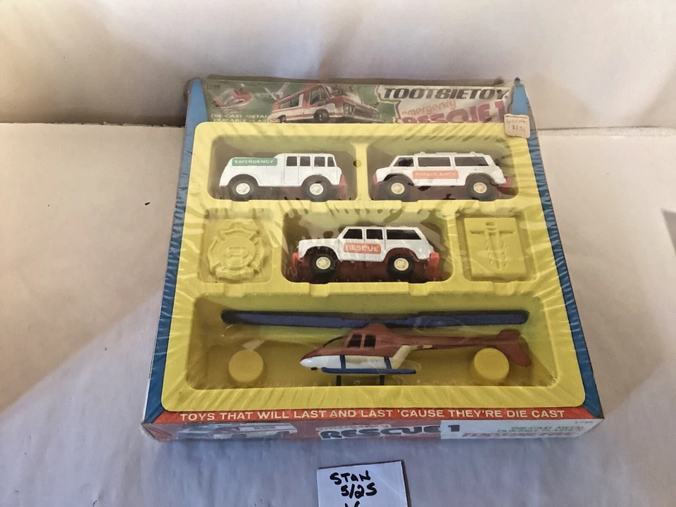 Vintage Diecast Tootsietoy #1749 Emergency Rescue 1 Set 1975 new sealed box - Image 1 of 4