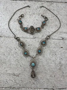 Vintage Art Deco Set aus filigraner Metallarbeit Halskette und Armband - Bild 1 von 10