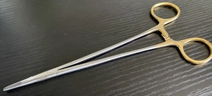 V. Mueller CH2422 Crile Wood Needle Holder - 7 inch - Stainless - Used - Picture 1 of 7