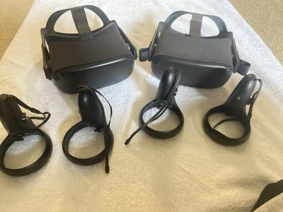 Vendendo 1 Oculus Go 32GB e 2 fones de ouvido Oculus Quest 64gb VR (com controles) - Imagem 1 de 3