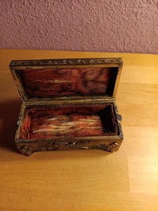 ANTIQUE JEWELRY CASKET EGYPTIAN REVIVAL BENEDICT ll  ASSYRIAN GOLD - Picture 1 of 14