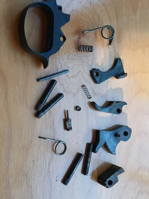 Harrington And Richardson M 158 Single Brl 20 Ga Martillo y Gatillo Pin Más Foto 1 de 4