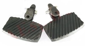 Nuevo par de estriberas negras para ciclomotor Avanti Luna - Imagen 1 de 3
