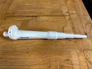Pipeta manual Eppendorf Reference autoclavable 2500 uL un solo canal + GARANTÍA - Imagen 1 de 4