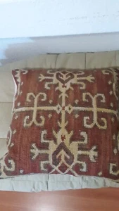 Pottery Barn Kilim Pillow Cover Pre Owned - Picture 1 of 4