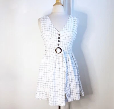 Vestido Gilli Mezcla Algodón Cuadros Mini Blanco Sin Mangas Talla M con Cinturón Ajuste y Acampanado Foto 1 de 4