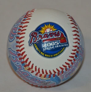 ¡Como nuevo! Balón de béisbol de entrenamiento de primavera de los Atlanta Braves 2015 (edición limitada de 600) - Imagen 1 de 4