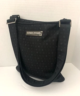 Bolsa de ombro Sonia Rykiel Paris monograma náilon preta tiracolo alça ajustável - Imagem 1 de 4